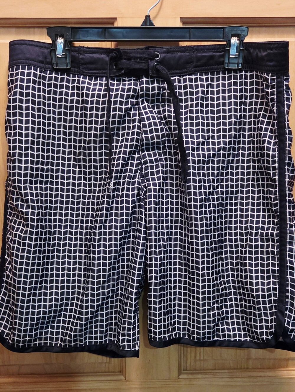 H&M Black & White Grid Pattern Swim Shorts With Back Pocket Size Medium
